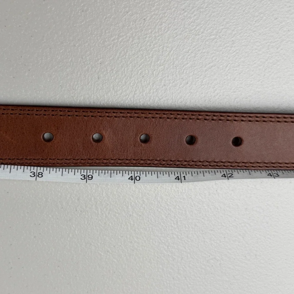 Banana Republic Mens Brown Leather Belt Gold Buckle Made in Italy Size 40 546800